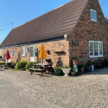 Oyo Yarm Cottages Kirklevington Exterior photo